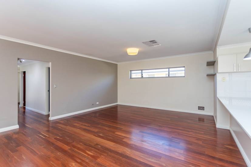 13 Terracina Parkway, PIARA WATERS, WA 6112 AUS