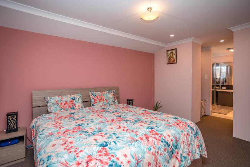 16 Solaris Street, WELLARD, WA 6170 AUS