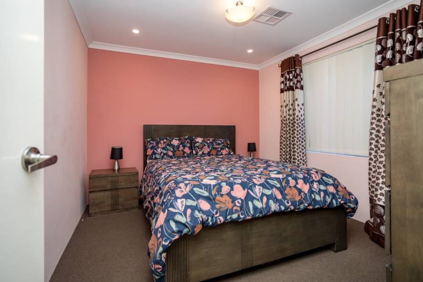 16 Solaris Street, WELLARD, WA 6170 AUS