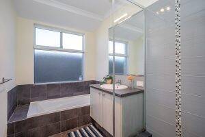 16 Solaris Street, WELLARD, WA 6170 AUS
