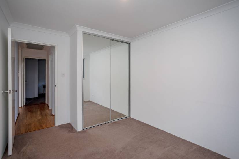 3 Oriel Lane, PIARA WATERS, WA 6112 AUS