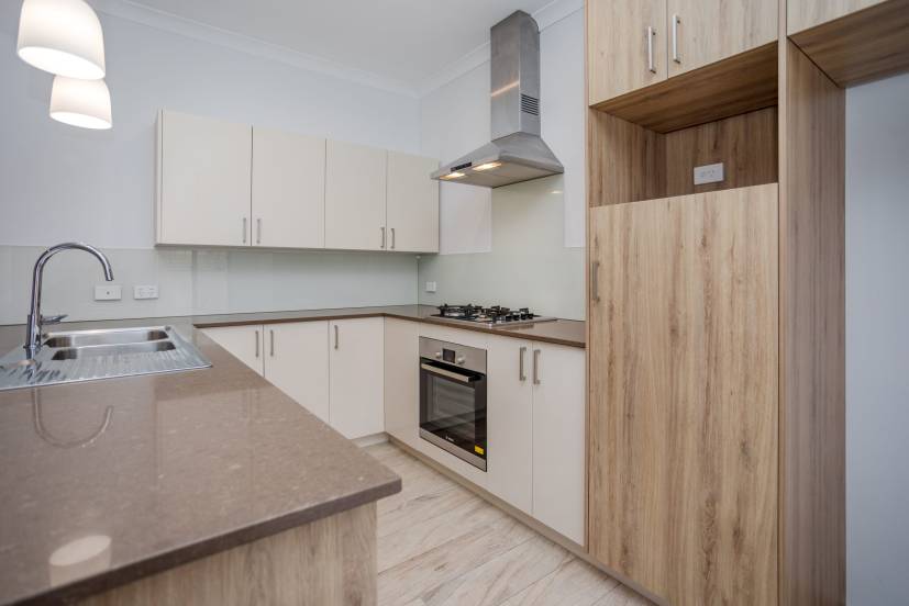 4 Vigneta Place, KELMSCOTT, WA 6111 AUS