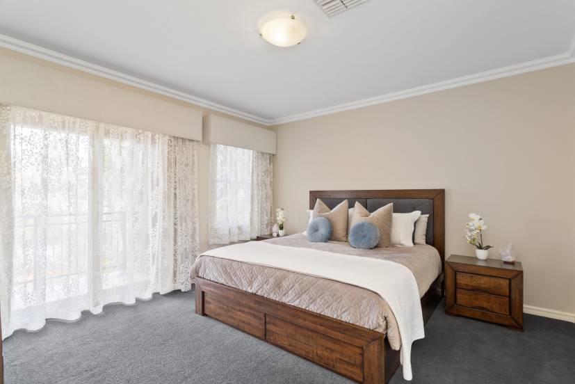 2 Waters Place, BEDFORDALE, WA 6112 AUS