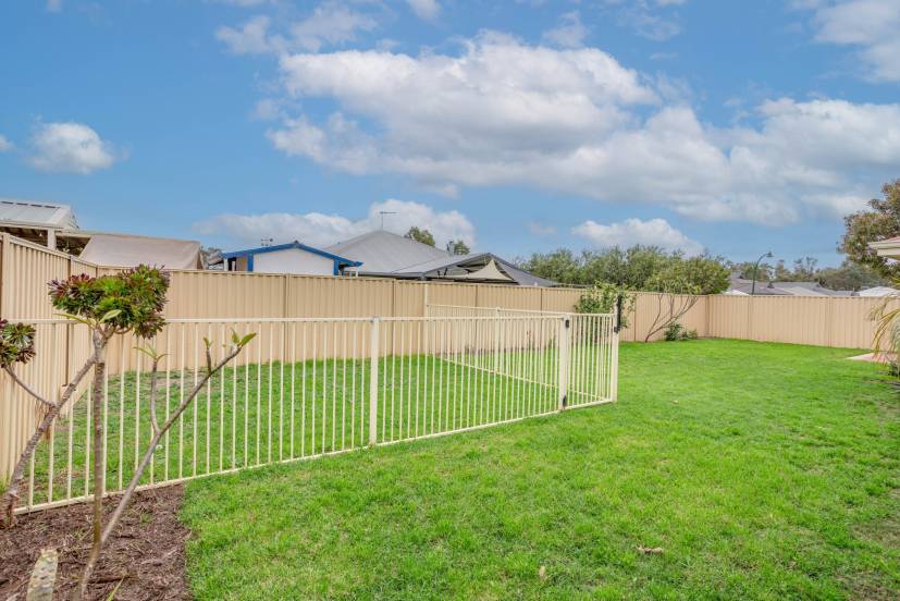 59 Pomera Drive, BYFORD, WA 6122 AUS