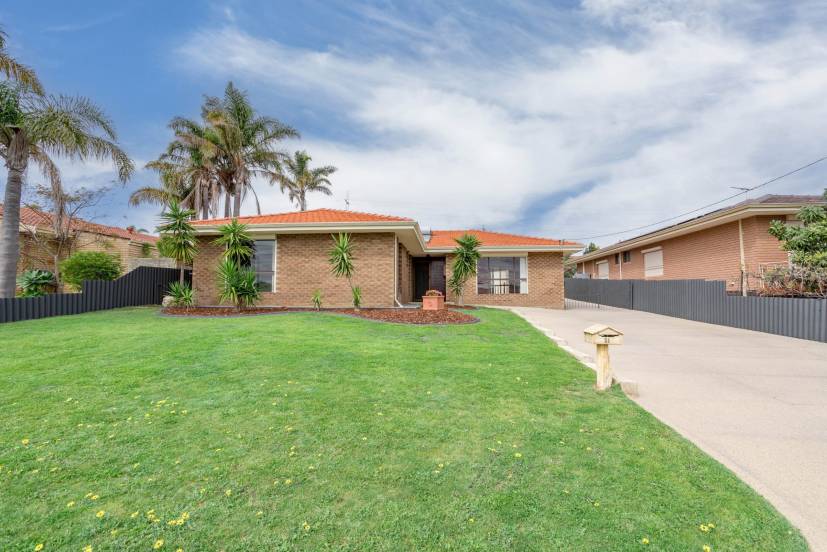21 Hobley Way, SPEARWOOD, WA 6163 AUS