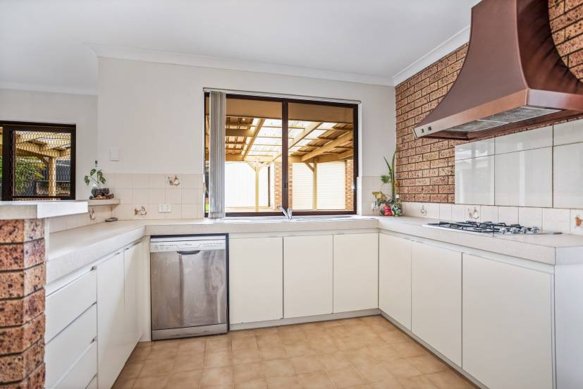 21 Hobley Way, SPEARWOOD, WA 6163 AUS