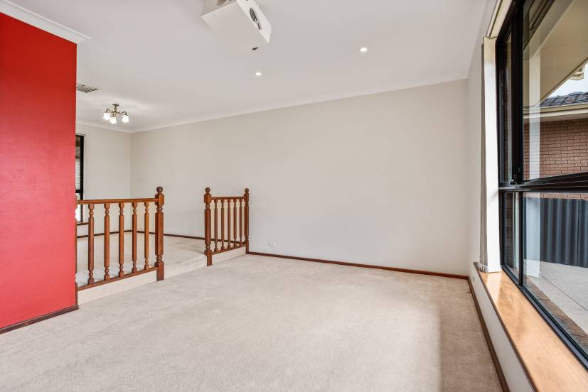 21 Hobley Way, SPEARWOOD, WA 6163 AUS