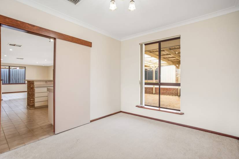 21 Hobley Way, SPEARWOOD, WA 6163 AUS