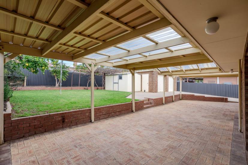 21 Hobley Way, SPEARWOOD, WA 6163 AUS