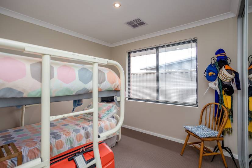 7B Chasley Court, KELMSCOTT, WA 6111 AUS