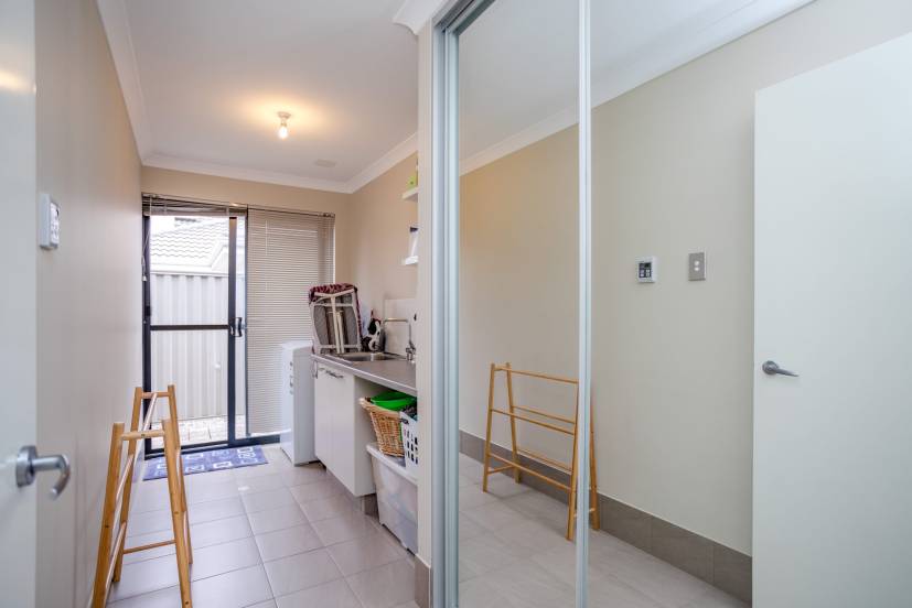 7B Chasley Court, KELMSCOTT, WA 6111 AUS