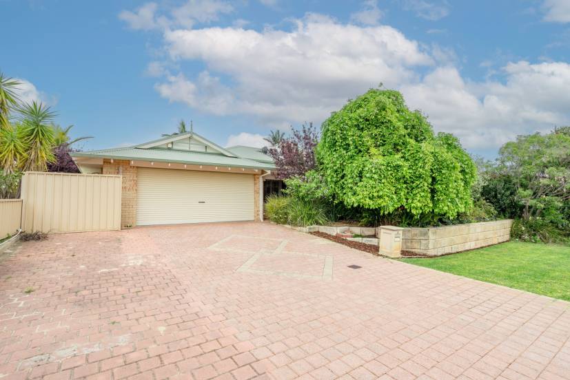 13 Jilakin Loop, CANNING VALE, WA 6155 AUS
