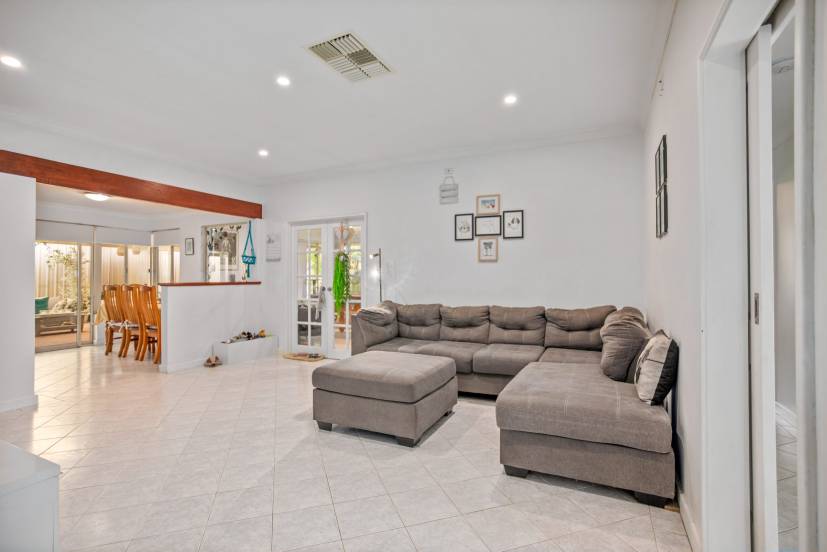 13 Jilakin Loop, CANNING VALE, WA 6155 AUS