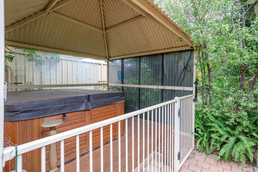 13 Jilakin Loop, CANNING VALE, WA 6155 AUS