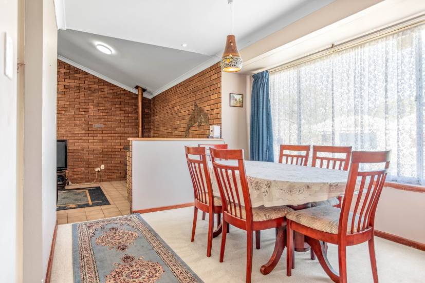 16 Shearwater Way, GOSNELLS, WA 6110 AUS