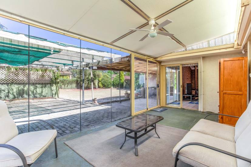 16 Shearwater Way, GOSNELLS, WA 6110 AUS