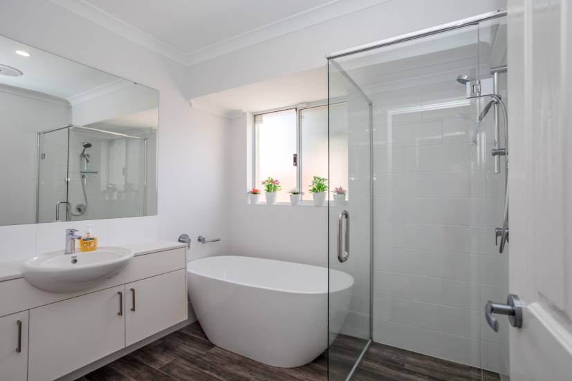 2 Vigneta Place, KELMSCOTT, WA 6111 AUS