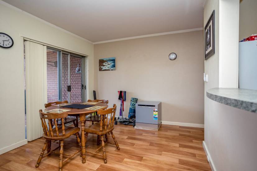 11/2 Benjamin Street, ARMADALE, WA 6112 AUS