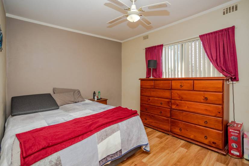 11/2 Benjamin Street, ARMADALE, WA 6112 AUS