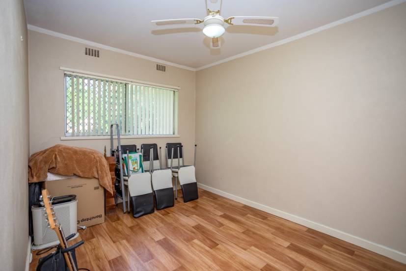 11/2 Benjamin Street, ARMADALE, WA 6112 AUS