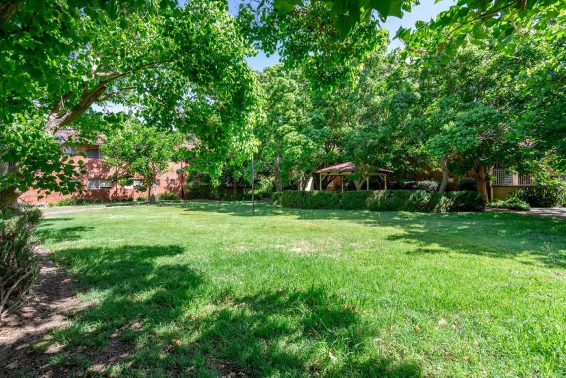 11/2 Benjamin Street, ARMADALE, WA 6112 AUS