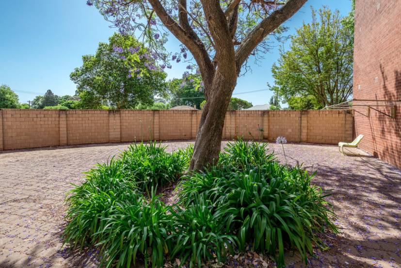 11/2 Benjamin Street, ARMADALE, WA 6112 AUS