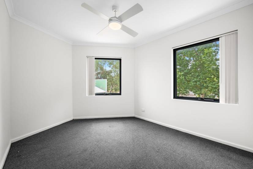 15/53 Cecil Avenue, CANNINGTON, WA 6107 AUS