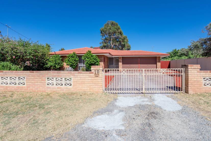 10 Ironcap Place, ARMADALE, WA 6112 AUS