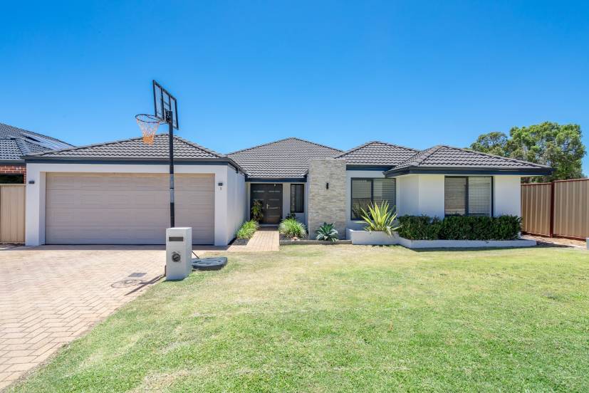 3 Patri Lane, YANGEBUP, WA 6164 AUS