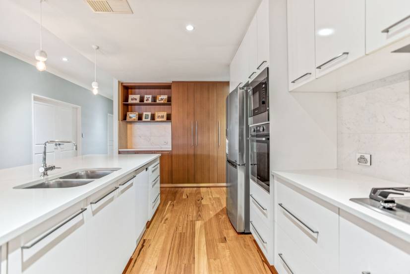 4 Chiara Avenue, HARRISDALE, WA 6112 AUS