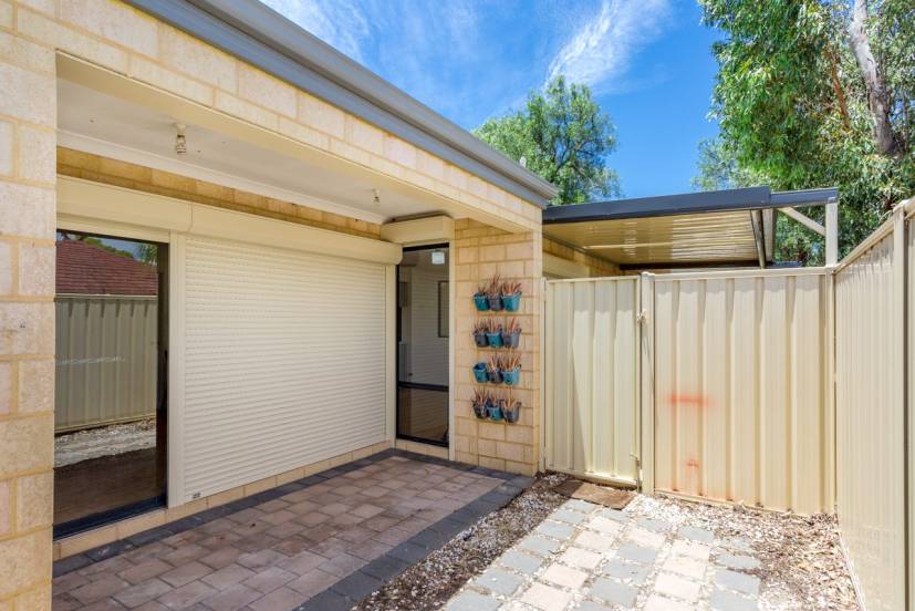 4a Locksley Avenue, ARMADALE, WA 6112 AUS