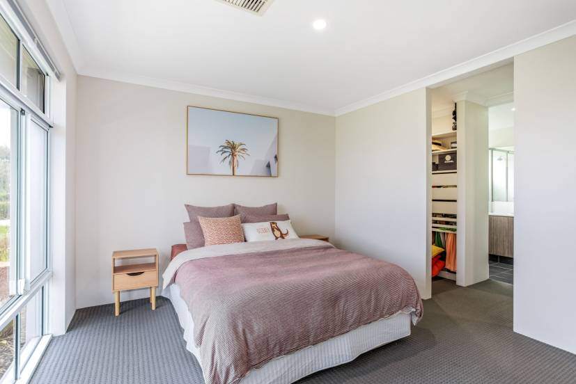 9 Willowdale Promenade, PIARA WATERS, WA 6112 AUS