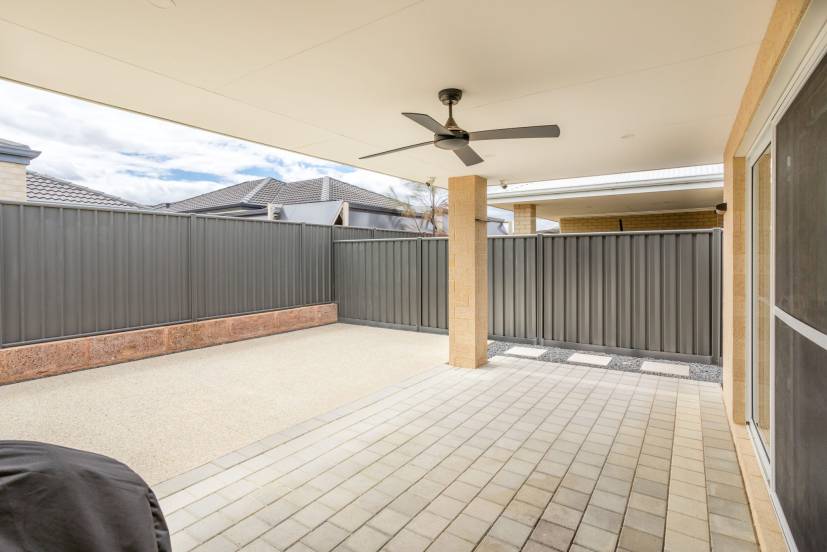 9 Willowdale Promenade, PIARA WATERS, WA 6112 AUS