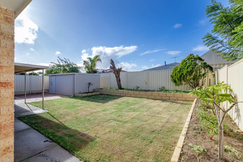 11 Indigo Circle, WARNBRO, WA 6169 AUS