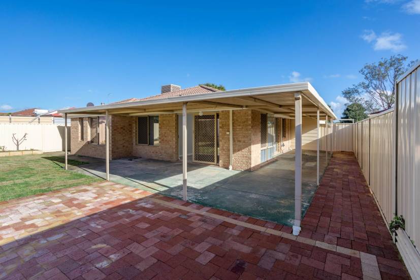 11 Indigo Circle, WARNBRO, WA 6169 AUS