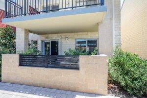 7/142 Renou Street, EAST CANNINGTON, WA 6107 AUS
