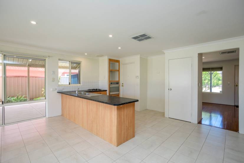 88 Shannon Ramble, GOSNELLS, WA 6110 AUS