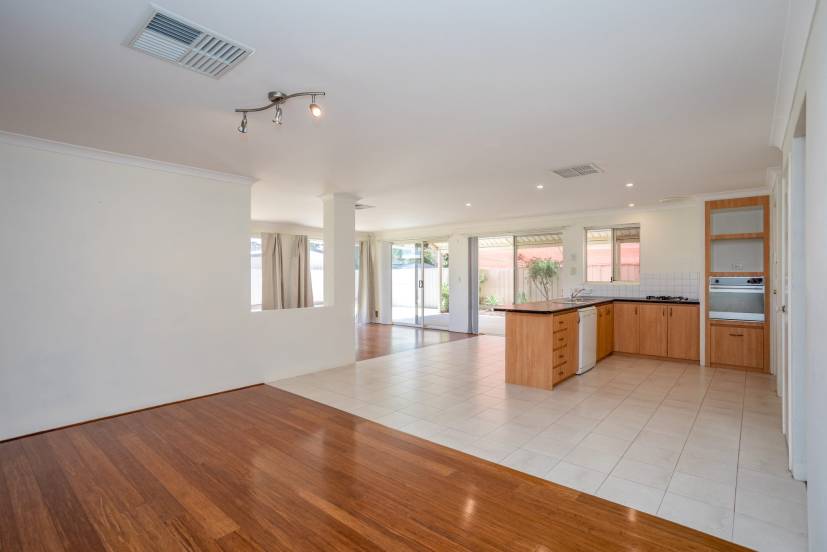 88 Shannon Ramble, GOSNELLS, WA 6110 AUS