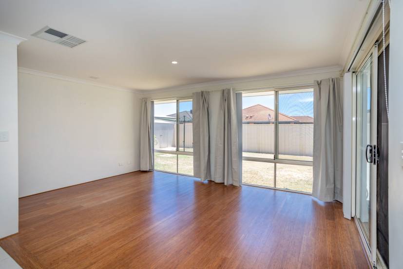 88 Shannon Ramble, GOSNELLS, WA 6110 AUS