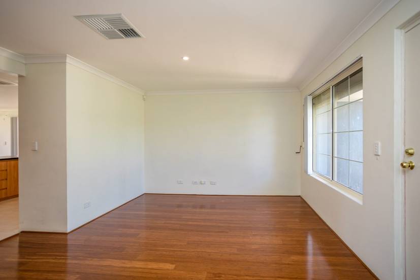 88 Shannon Ramble, GOSNELLS, WA 6110 AUS
