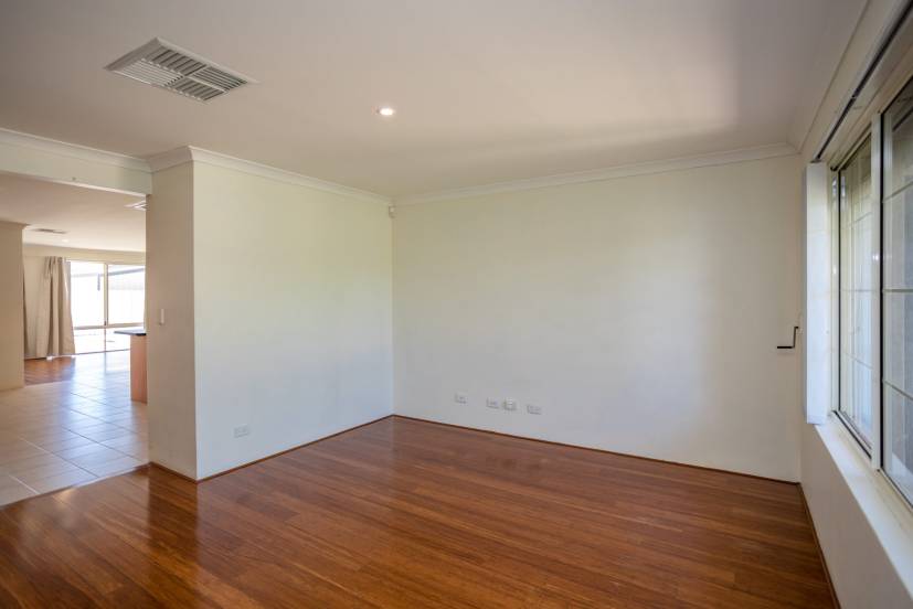 88 Shannon Ramble, GOSNELLS, WA 6110 AUS