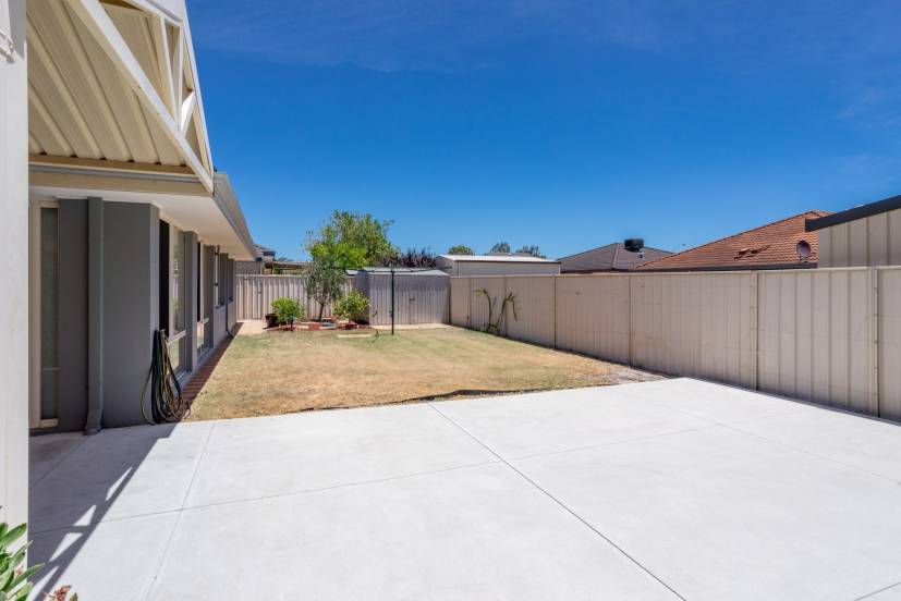 88 Shannon Ramble, GOSNELLS, WA 6110 AUS