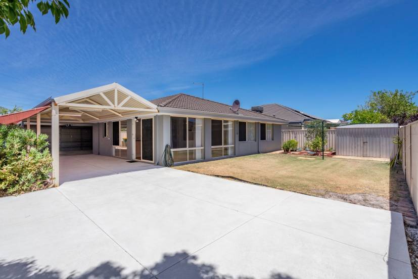 88 Shannon Ramble, GOSNELLS, WA 6110 AUS