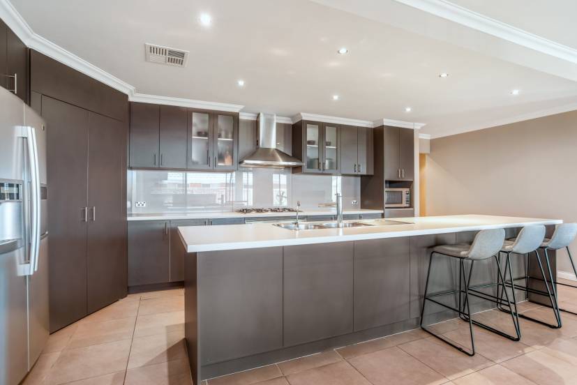16 Acapulco Way, SOUTHERN RIVER, WA 6110 AUS