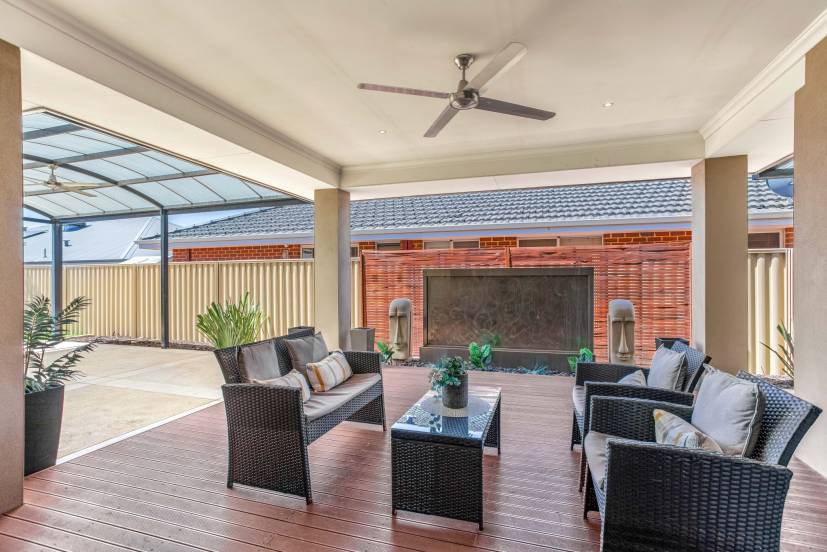 16 Acapulco Way, SOUTHERN RIVER, WA 6110 AUS