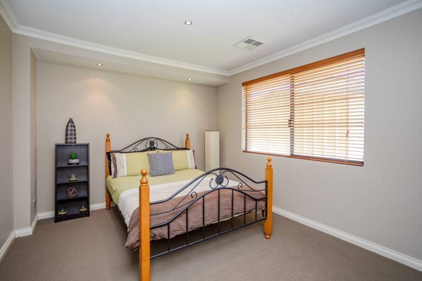 16 Acapulco Way, SOUTHERN RIVER, WA 6110 AUS