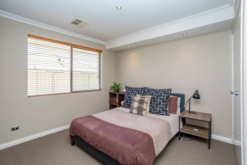 16 Acapulco Way, SOUTHERN RIVER, WA 6110 AUS