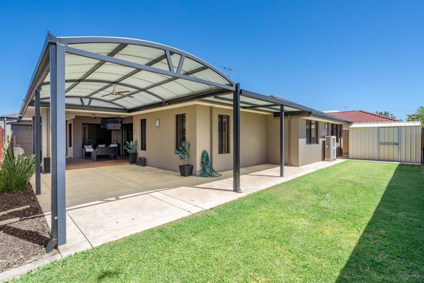 16 Acapulco Way, SOUTHERN RIVER, WA 6110 AUS
