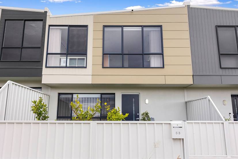 53 Lower Keys Drive, CLARKSON, WA 6030 AUS