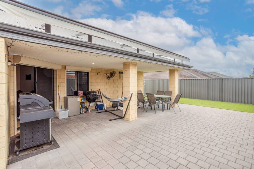 100 Gallipoli Avenue, BYFORD, WA 6122 AUS